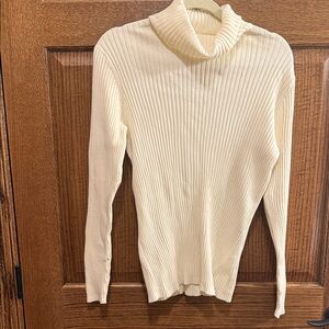 L.L. Bean Ivory 100% Cotton  Ribbed Turtle Neck Sweater Large